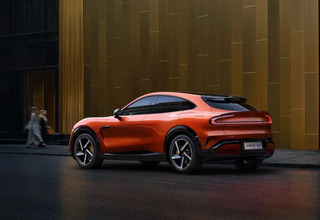 Объёмы поставок электромобилей Xiaomi уже второй месяц подряд превышают 30 000 штук